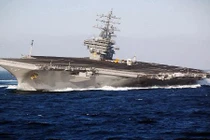 Tàu sân bay Mỹ “diễu” qua Biển Đông để đến Hồng Kông