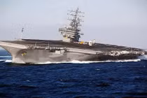 Tàu sân bay Mỹ “diễu” qua Biển Đông để đến Hồng Kông