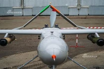 Theo sát gót Nga: Ukraine cho ra mắt UAV đa nhiệm 