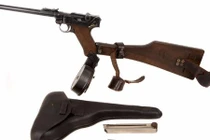 Cực dị khẩu súng lục băng đạn 50 viên của Đức