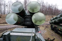 Lộ diện quốc gia thứ 2 mua tên lửa S-400 của Nga