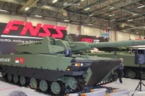 Giật mình xe tăng hạng trung Indonesia sản xuất cùng TNK