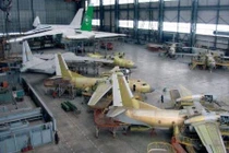 Cám cảnh nạn buôn lậu phụ tùng máy bay quân sự Ukraine