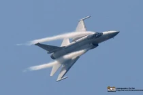Tiên kích JF-17: Chuẩn NATO nhưng giá hàng "chợ" của Trung Quốc