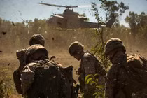 Đội quân nhà nghề Mỹ tháng qua đã làm gì ?