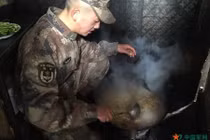 Mổ xẻ bữa ăn của lính sơn cước Trung Quốc