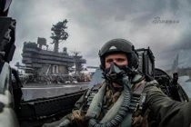 Mục kích tàu sân bay Mỹ tập trận huyên náo Biển Đông