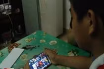 Bé trai 11 tuổi nghiện game “đốt” sạch tiền tiết kiệm của bố