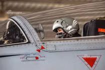 Bất ngờ dàn nữ phi công Trung Quốc nắm 9 tấn bom