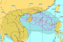 Bão số 11 giật cấp 15, dự báo đổ bộ miền Trung