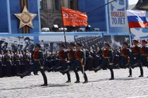 Giãi mã đội Hồng quân bất tử trong duyệt binh Nga