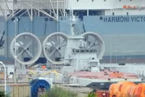 Trung Quốc "đắp chiếu" tàu đổ bộ đệm khí lớn nhất thế giới