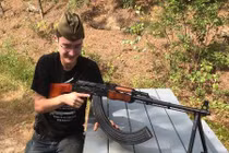 Khiếp đảm băng đạn giúp AK-47 chống được chiến thuật biển người