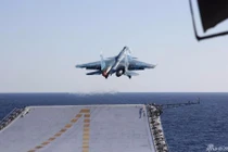 Tàu sân bay Kuznetsov đang làm gì ở Syria?