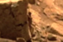 Phát hiện vật thể giống "xác người ngoài hành tinh" trên sao Hoả