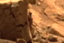 Phát hiện vật thể giống "xác người ngoài hành tinh" trên sao Hoả