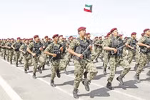 Ảnh Quân đội Kuwait tập trận rầm rộ, thao trường rực lửa