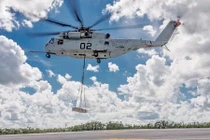 Trực thăng hạng nặng CH-53 có xứng danh “Taxi bay“?