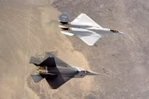 Hành trình thai nghén "chim ăn thịt" đầu tiên của Không quân Mỹ