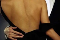 Nỗi khát khao của người vợ có chồng chỉ muốn “hai tuần một lần”