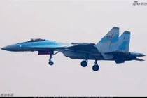 Hình ảnh mới nhất về tiêm kích Su-35 của Trung Quốc