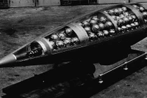 Ghê sợ khả năng sát thương của bom đạn chùm