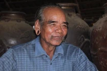 Ông lão 97 tuổi có 4 vợ, 16 con trong nhà cổ ở Bình Phước