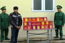 Lật tẩy mánh khóe của giới buôn bán pháo lậu dịp Tết 