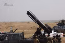 Loạt đại liên và pháo trên xe bán tải của Quân chính phủ Syria