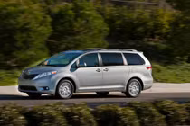 Chi tiết Toyota Sienna 7 chỗ giá rẻ sắp về Việt Nam 