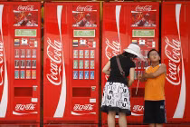 Ông lớn Coca Cola giấu bí mật gì?