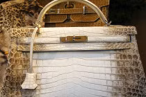 Điểm mặt sản phẩm đình đám vượt thời đại của Hermes