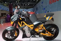 Đập hộp xe hai bánh hầm hố Hero Hastur 620