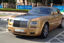 Dàn xe siêu khủng phô đẳng cấp... sinh viên trọc phú