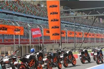 Đua moto KTM 390 Duke hoành tráng tại Ấn Độ