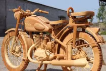 Dân chơi chế xe 100% gỗ từ nguyên mẫu xế cổ