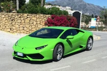 Lamborghini Huracan xuất hiện trên phố nhà giàu Tây Ban Nha