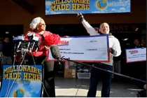 Một Việt kiều trúng xổ số triệu đô tại Mỹ