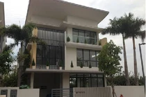 Báo Tây nghĩ gì về bất động sản Việt?