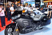 Honda, Yamaha đua nhau tung xe mới tại Bangkok