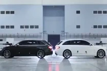 Clip: Siêu xe Audi RS4 trình diễn màn bắn súng nghẹt thở