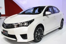  Cận cảnh Toyota Corolla Altis Espost bản độ vừa ra mắt