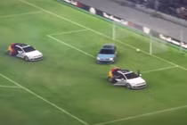 Volkswagen tái hiện chung kết World Cup bằng xe sang đời mới