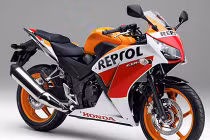 Honda CBR 250 vội vàng giảm giá khi Yamaha R25 ra mắt