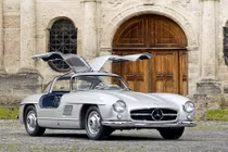 Lộ diện loạt xe cổ, hàng cực hiếm sắp bán đấu giá 