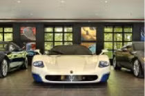 Garage tốn kém nhất thế giới có gì độc?