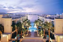 Những khách sạn xây riêng cho đại gia