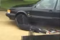 Xem cảnh sát Mỹ tung lưới... bắt xe như Việt Nam