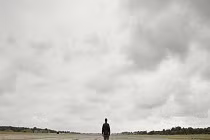 Sân bay tiền tấn bị bỏ hoang