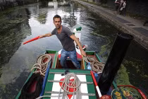 Bão giá bất động sản cuốn dân Anh xuống thuyền